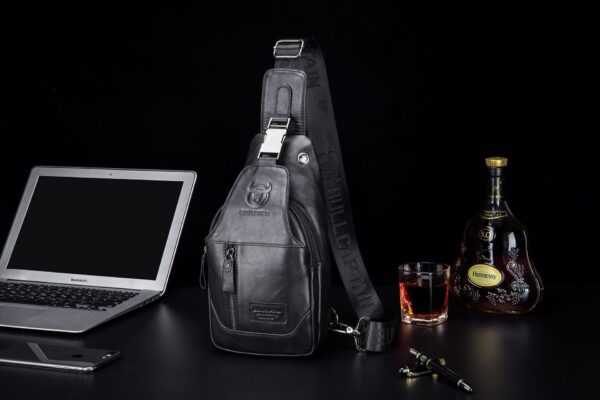 Δερμάτινο τσαντάκι body Bull Captain XB 095 μαύρο