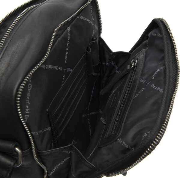 Chesterfield Leather Shoulder Bag Alva Black