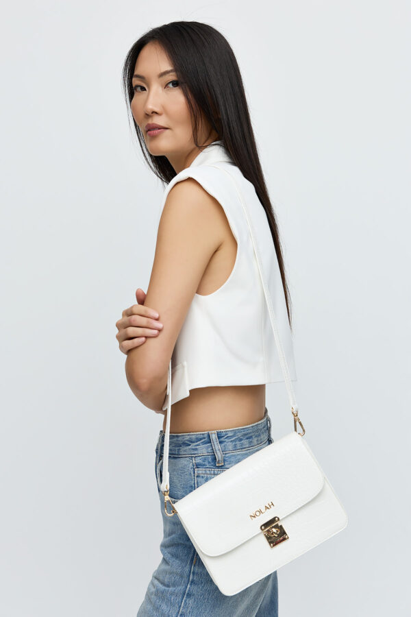 Enriketa White