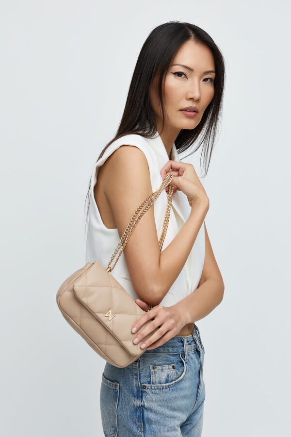 Jill Beige