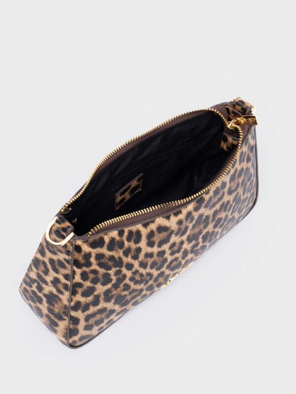 Thelma Leopard