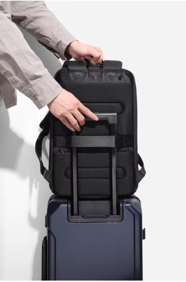 Σακίδιο πλάτης 26L Laptop 15,6” Bange 7802 μαύρο