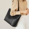 Δερμάτινη Γυναικεία Τσάντα Shopper 'Ωμου Foxer 958V422F μαύρο