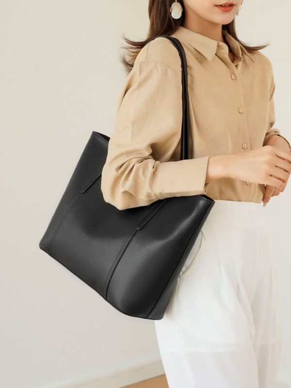 Δερμάτινη Γυναικεία Τσάντα Shopper 'Ωμου Foxer 958V422F μαύρο