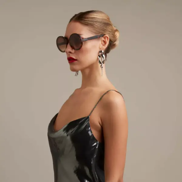 Okkia γυαλιά ηλίου Monica Round - Classic Havana
