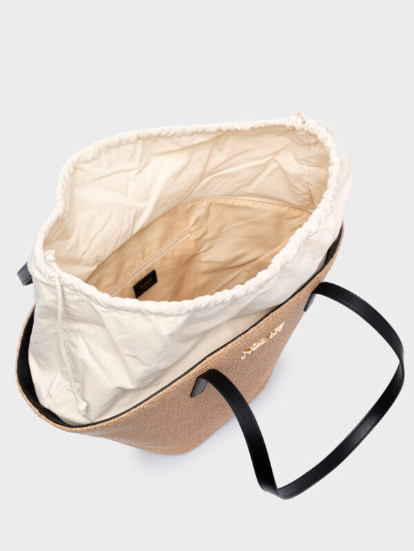 Camelia Beige Black