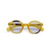 Lauro reading Round -