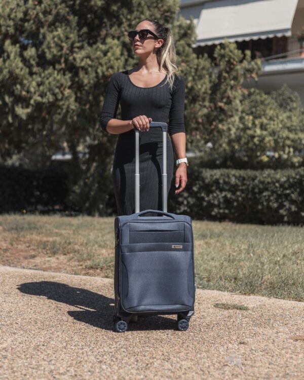 Βαλίτσα trolley Cardinal μικρή μεσαία 3400 50/60cm σκούρο μπλέ